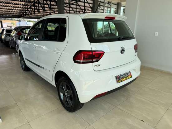VOLKSWAGEN-FOX-1.6 MSI RUN 8V FLEX 4P MANUAL VOLKSWAGEN-FOX-2016