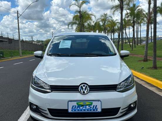 VOLKSWAGEN-FOX-2018