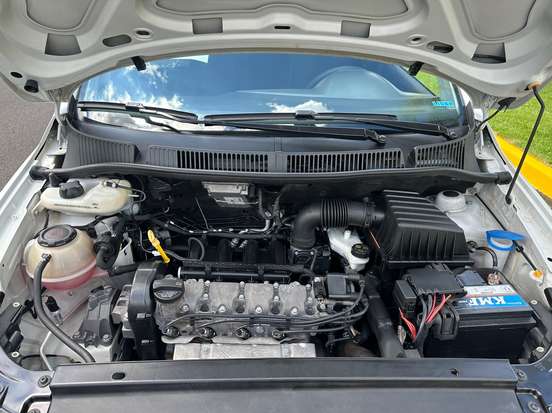 VOLKSWAGEN-FOX-2018