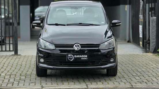 VOLKSWAGEN-FOX-2019