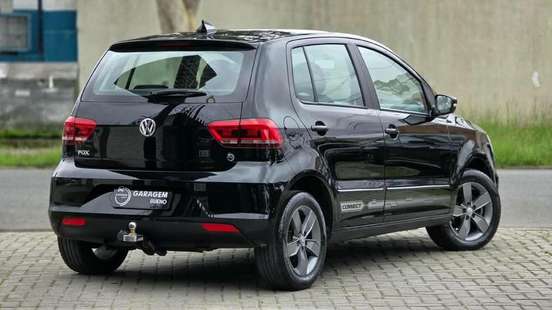 VOLKSWAGEN-FOX-2019