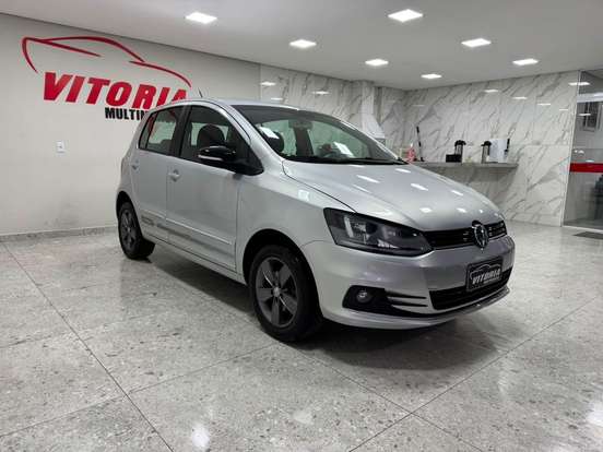 VOLKSWAGEN-FOX-2019