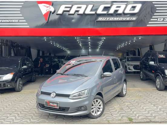 VOLKSWAGEN-FOX-2017