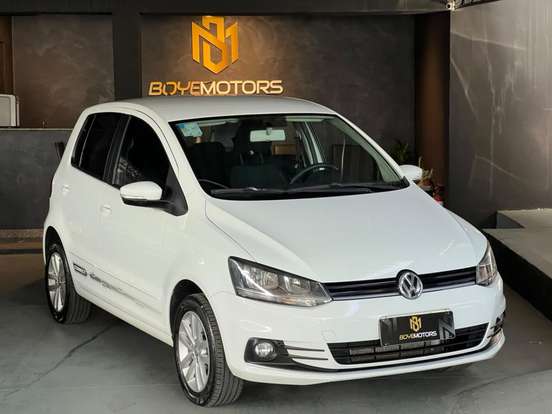 VOLKSWAGEN-FOX-2019