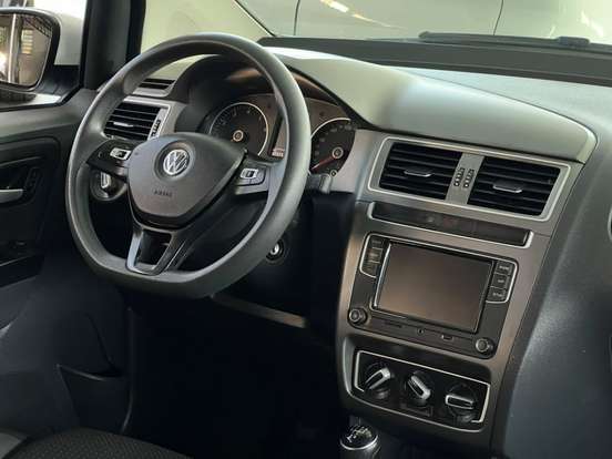 VOLKSWAGEN-FOX-1.6 MSI TOTAL FLEX CONNECT 4P MANUAL VOLKSWAGEN-FOX-2019