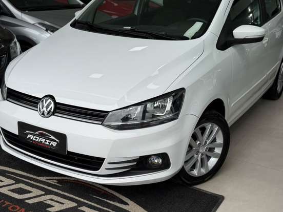 VOLKSWAGEN-FOX-2018