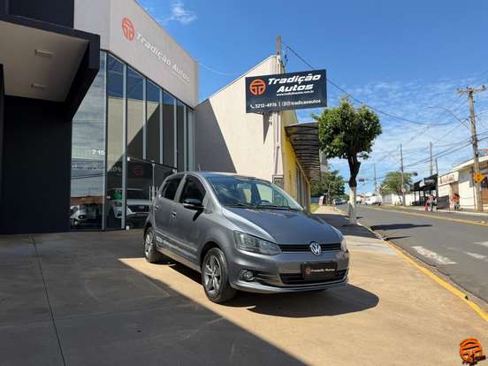 VOLKSWAGEN-FOX-2018