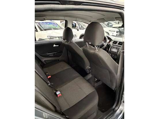 VOLKSWAGEN-FOX-1.6 MSI TOTAL FLEX CONNECT 4P MANUAL VOLKSWAGEN-FOX-2020