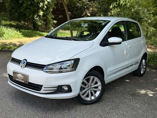 VOLKSWAGEN-FOX-2019