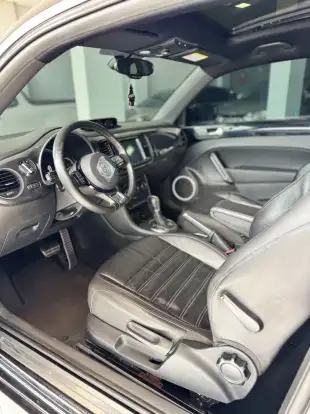 VOLKSWAGEN-FUSCA-2014