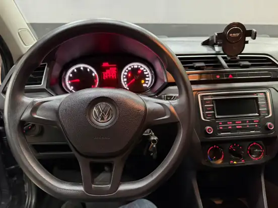 VOLKSWAGEN-GOL-2020