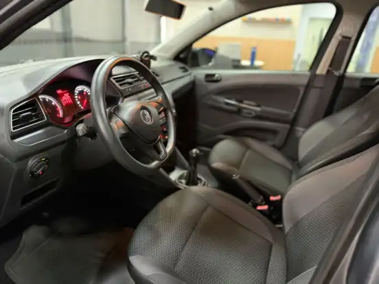 VOLKSWAGEN-GOL-2020