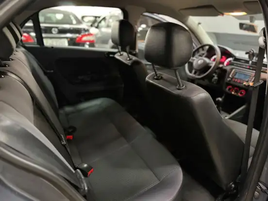 VOLKSWAGEN-GOL-2020