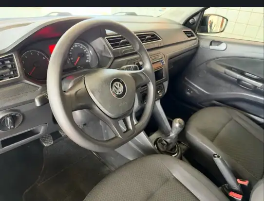 VOLKSWAGEN-GOL-2016