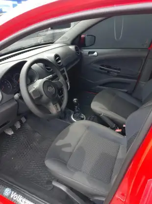 VOLKSWAGEN-GOL-2015