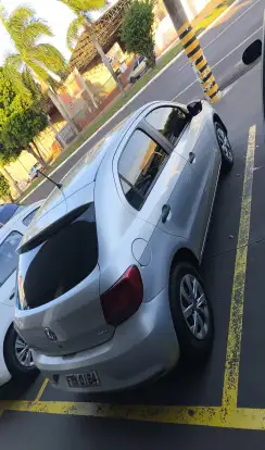 VOLKSWAGEN-GOL-2015