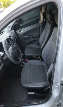 VOLKSWAGEN-GOL-2015