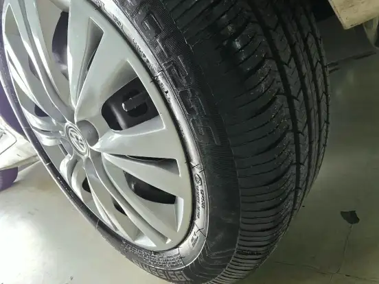 VOLKSWAGEN-GOL-2016