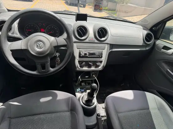 VOLKSWAGEN-GOL-2016