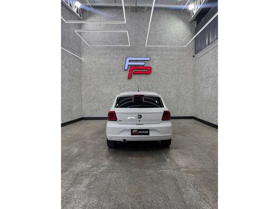 VOLKSWAGEN-GOL-2022