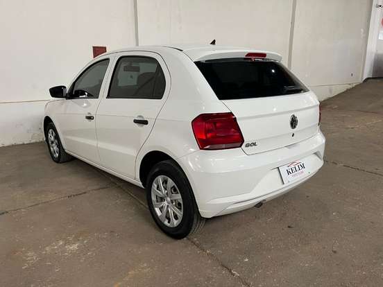 VOLKSWAGEN-GOL-2022