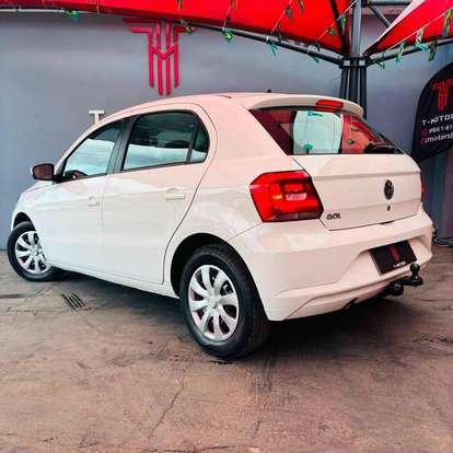 VOLKSWAGEN-GOL-2021