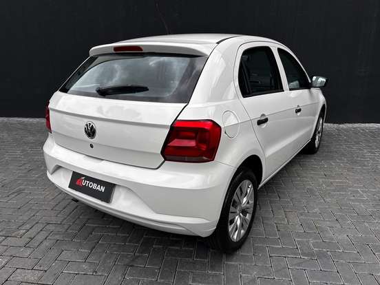 VOLKSWAGEN-GOL-2022
