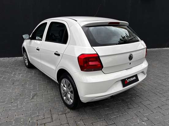 VOLKSWAGEN-GOL-2022