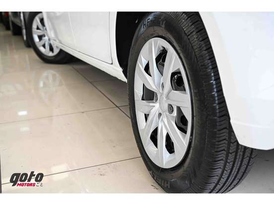 VOLKSWAGEN-GOL-1.0 12V MPI TOTALFLEX 4P MANUAL VOLKSWAGEN-GOL-2022