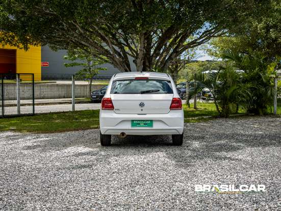 VOLKSWAGEN-GOL-2021