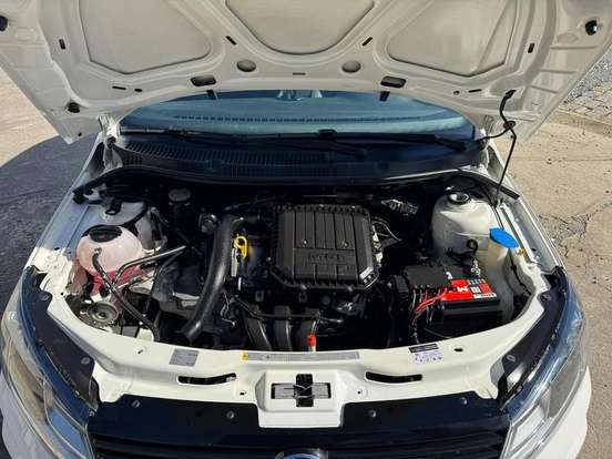 VOLKSWAGEN-GOL-2017