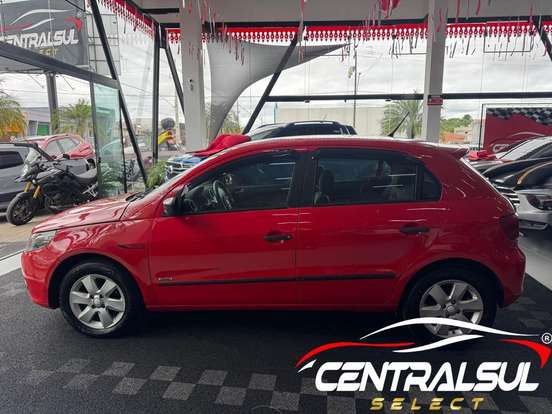VOLKSWAGEN-GOL-1.0 MI 8V FLEX 4P MANUAL G.IV VOLKSWAGEN-GOL-2009