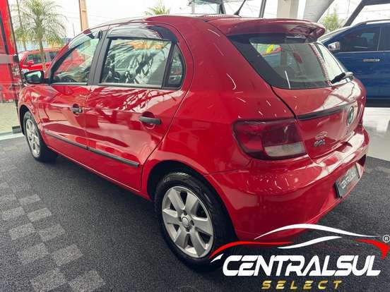 VOLKSWAGEN-GOL-1.0 MI 8V FLEX 4P MANUAL G.IV VOLKSWAGEN-GOL-2009