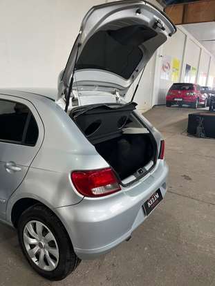 VOLKSWAGEN-GOL-2010