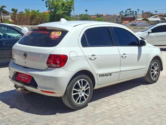 VOLKSWAGEN-GOL-2013