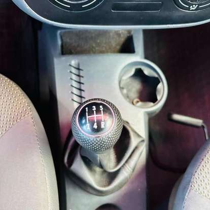 VOLKSWAGEN-GOL-2007