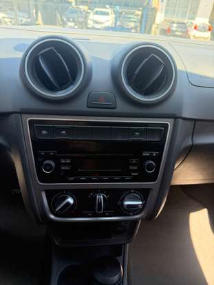 VOLKSWAGEN-GOL-2013