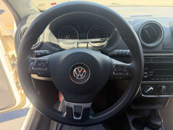 VOLKSWAGEN-GOL-1.6 MI 8V FLEX 4P MANUAL G.VI VOLKSWAGEN-GOL-2013