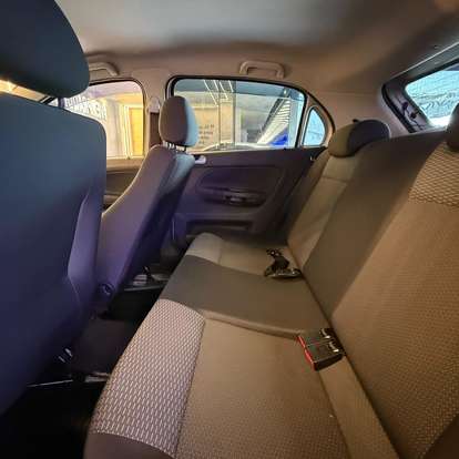 VOLKSWAGEN-GOL-2012