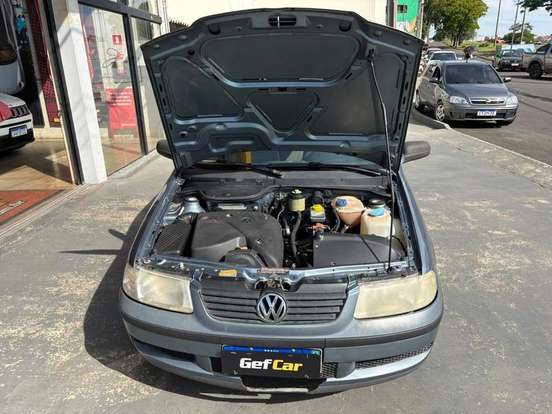VOLKSWAGEN-GOL-1.6 MI 8V GASOLINA 4P MANUAL G.III VOLKSWAGEN-GOL-1999