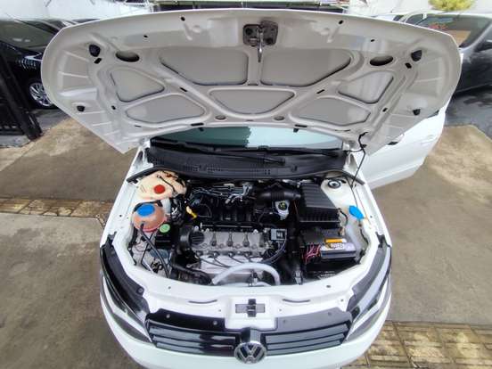VOLKSWAGEN-GOL-2015