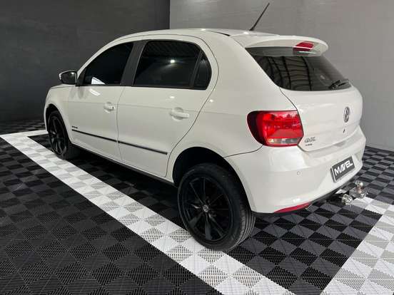 VOLKSWAGEN-GOL-1.6 MI HIGHLINE 8V FLEX 4P MANUAL VOLKSWAGEN-GOL-2014