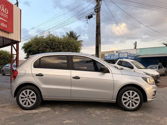 VOLKSWAGEN-GOL-2021