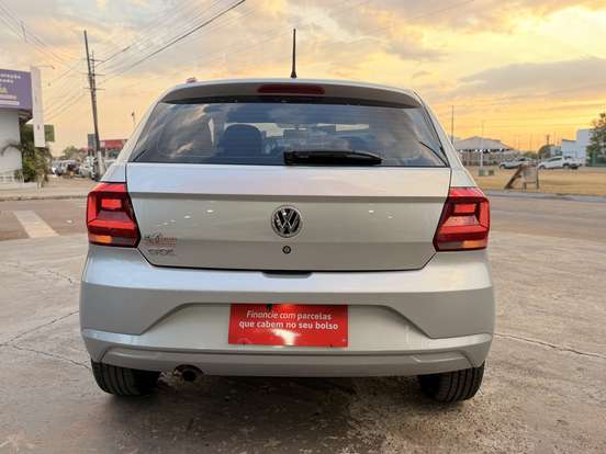 VOLKSWAGEN-GOL-2021