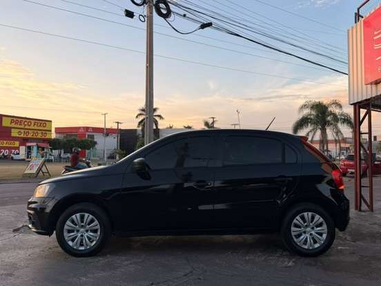 VOLKSWAGEN-GOL-2017
