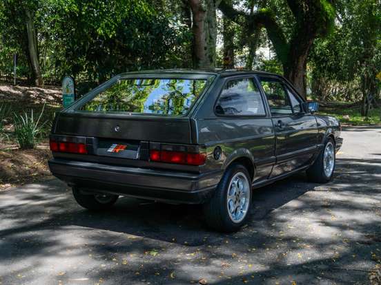 VOLKSWAGEN-GOL-1995