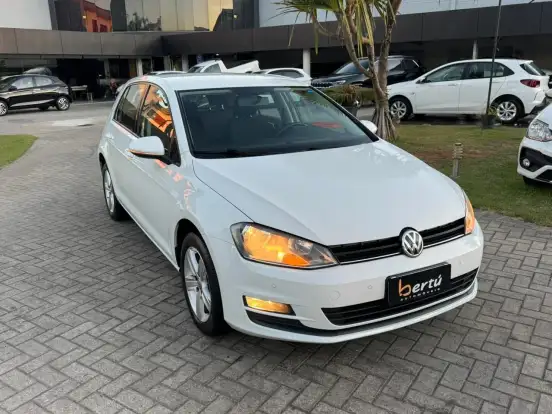 VOLKSWAGEN-GOLF-1.4 TSI COMFORTLINE 16V GASOLINA 4P AUTOMÁTICO VOLKSWAGEN-GOLF-2014