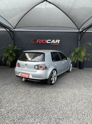 VOLKSWAGEN-GOLF-2010