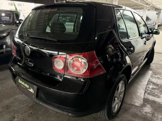 VOLKSWAGEN-GOLF-2007