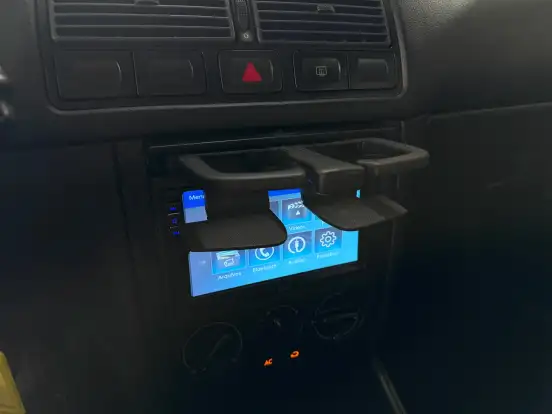 VOLKSWAGEN-GOLF-2007